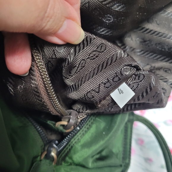Prada Forest Green Women's Tote - Picture 15 of 15